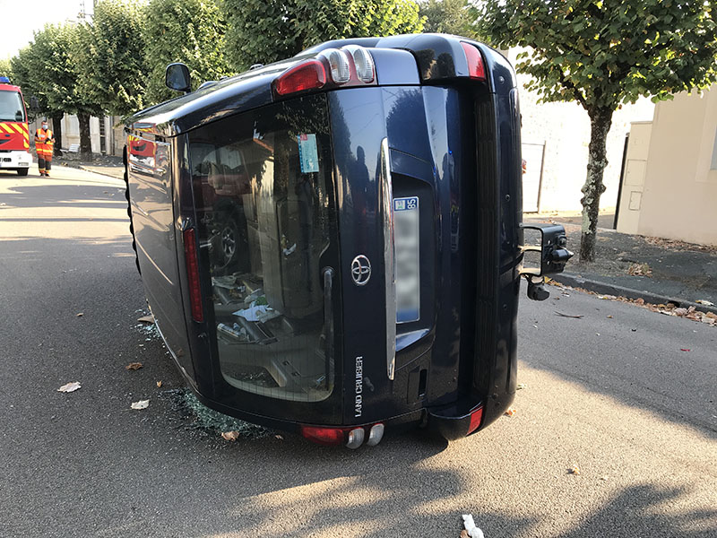 accident av Beaussire Luçon - 04