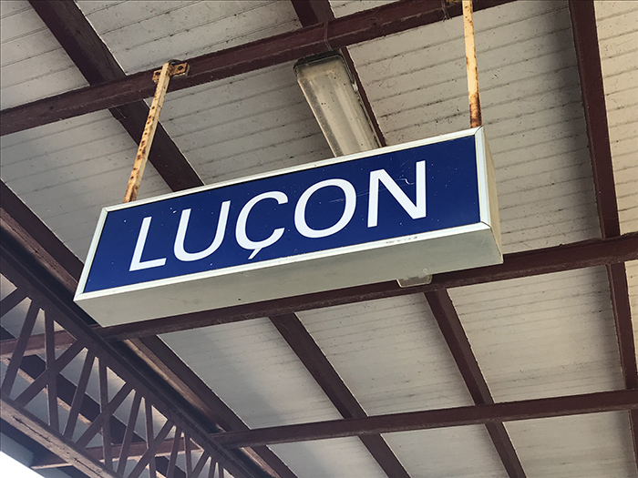 Gare panneau Luçon