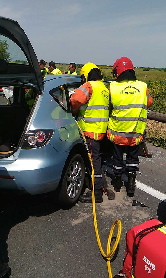 01-06-2017 accident Puyravault 01