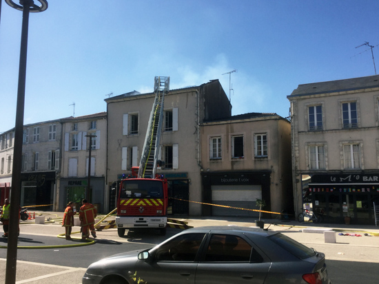 2016-06-26 incendie Acacias 2