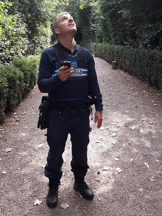 2016-09-22 frelon policier