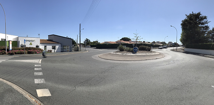 Boulevard Phélippon, Rond-point Clinique Vétérinaire