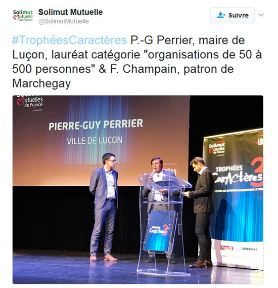 tweet trophée caractères